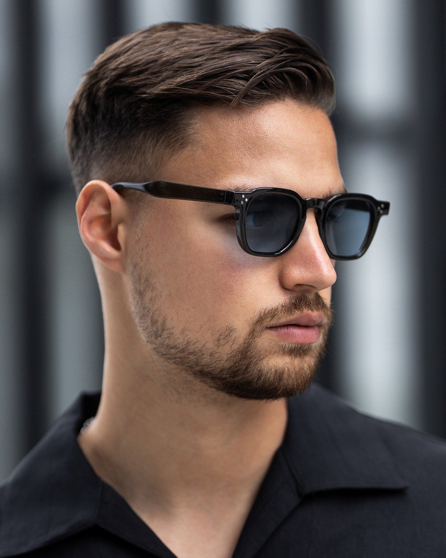 SMJ STYLE accessoires OLIVGRÜN / BLAUE GLÄSER VOID